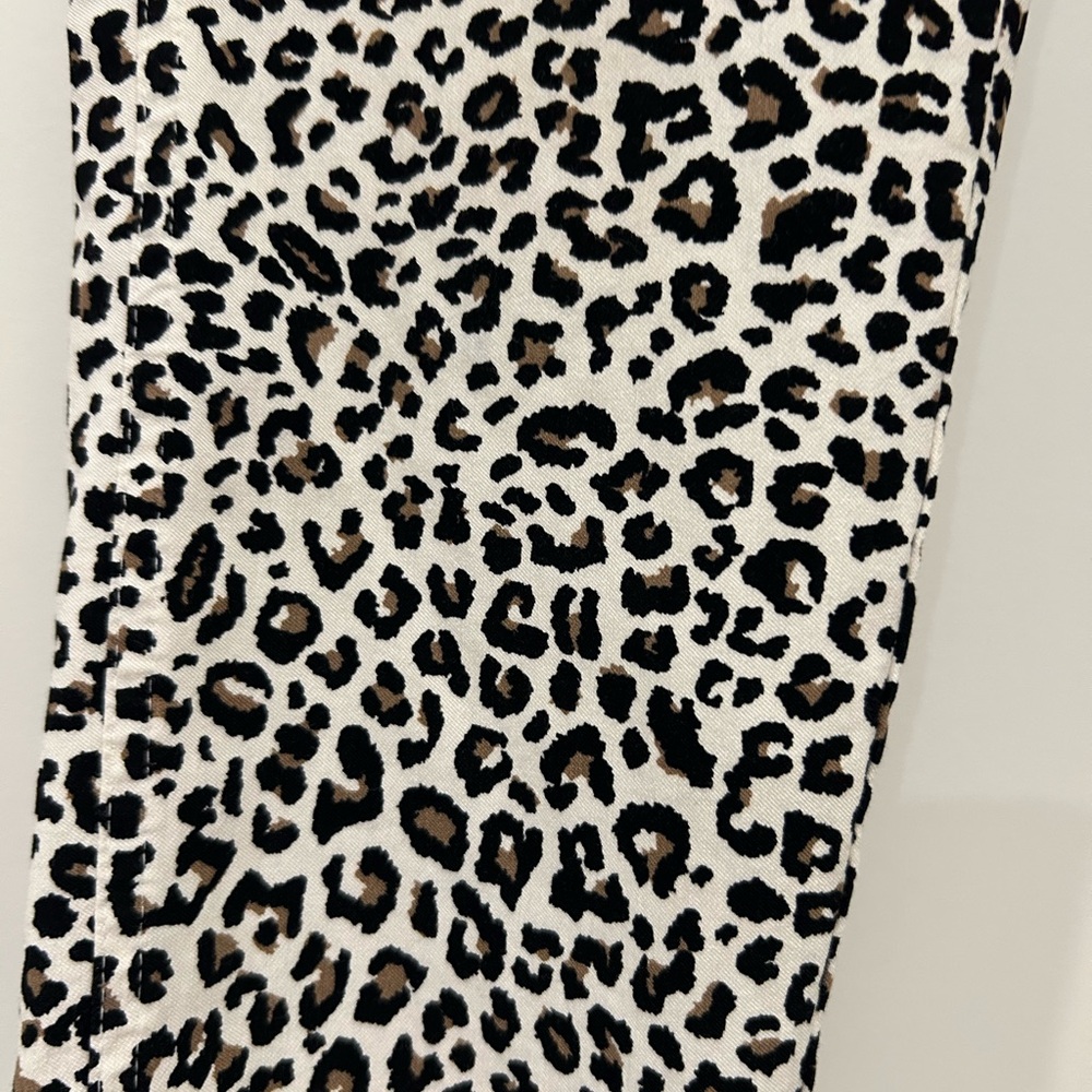 Leopard pants - Picture 3 of 3